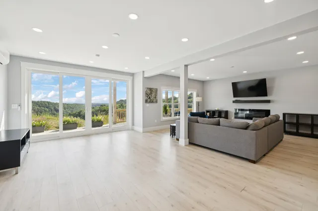 $1,295,000 | 7535 Darby Road, Goodlettsville, TN 37072