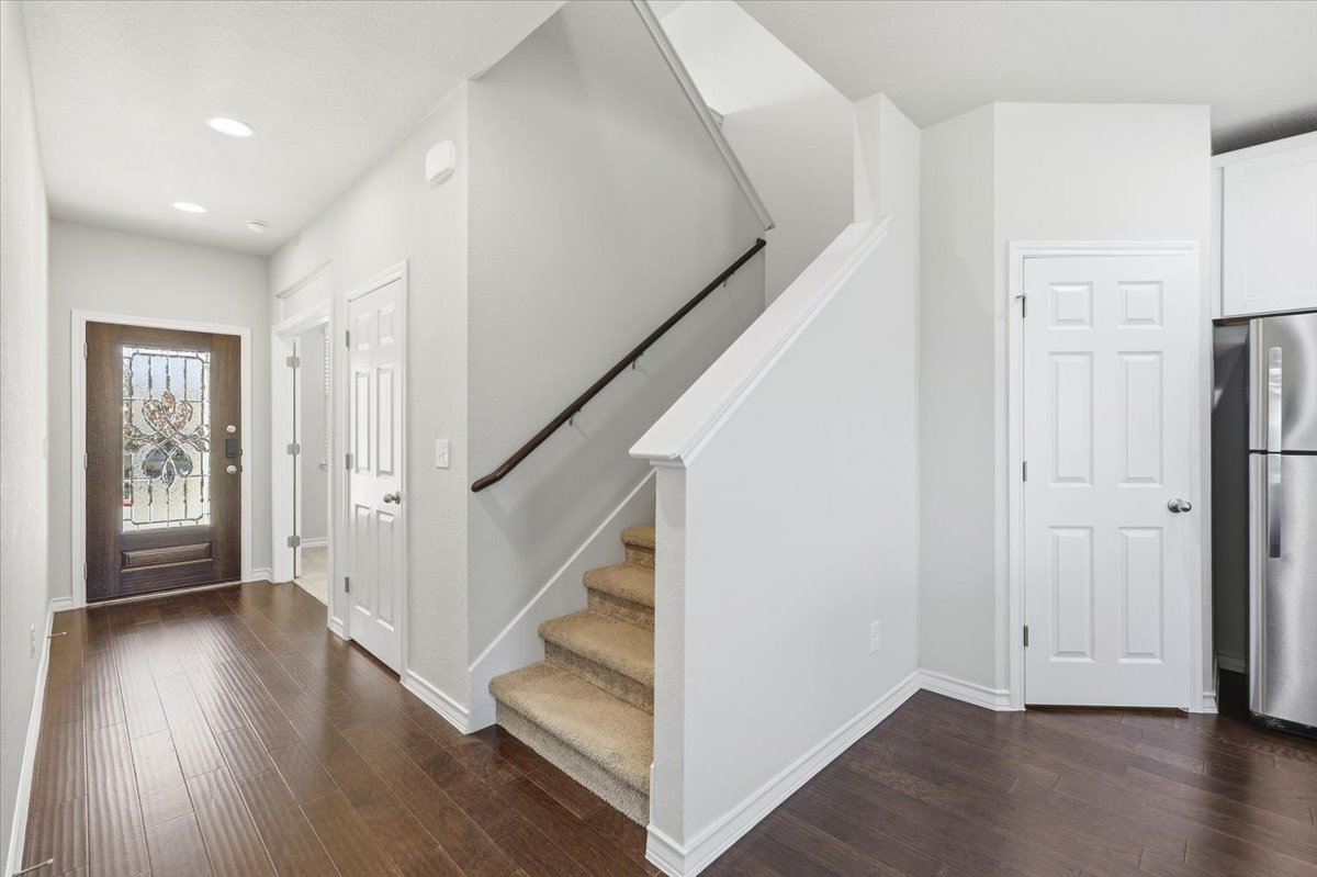 704 Aliso Trail Leander, TX 78641 - Photo 3 of 28