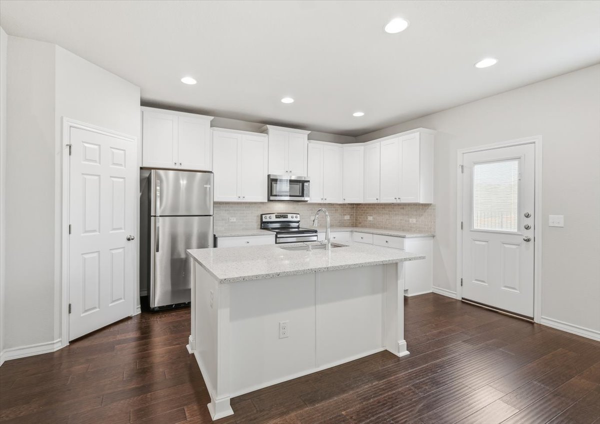 704 Aliso Trail Leander, TX 78641 - Photo 5 of 28