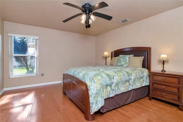 $725,000 | 5132 Whispering Leaf Trail, Valrico, FL 33596