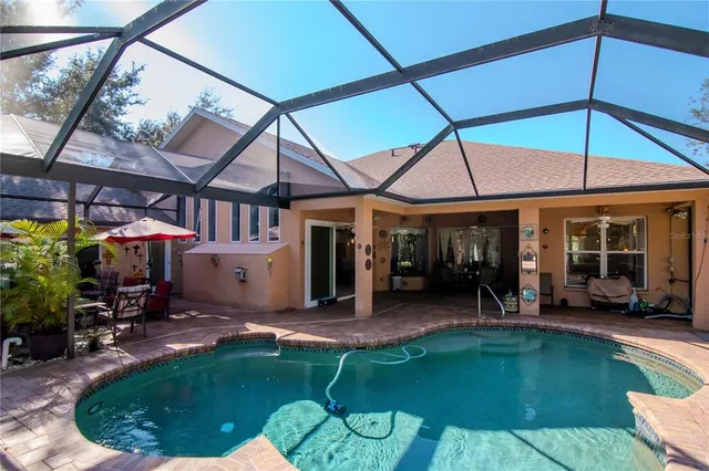 $725,000 | 5132 Whispering Leaf Trail, Valrico, FL 33596