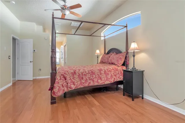 $725,000 | 5132 Whispering Leaf Trail, Valrico, FL 33596