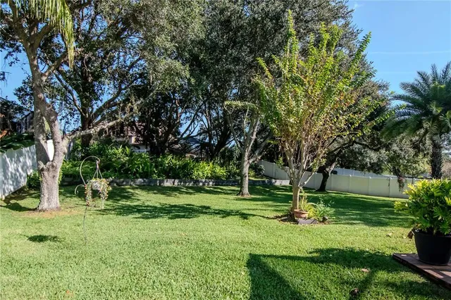 $725,000 | 5132 Whispering Leaf Trail, Valrico, FL 33596