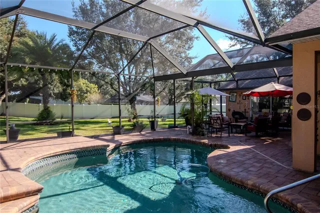 $725,000 | 5132 Whispering Leaf Trail, Valrico, FL 33596