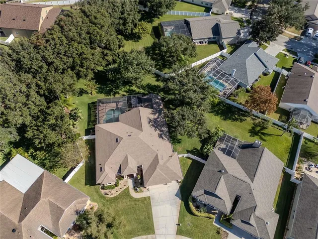 $725,000 | 5132 Whispering Leaf Trail, Valrico, FL 33596