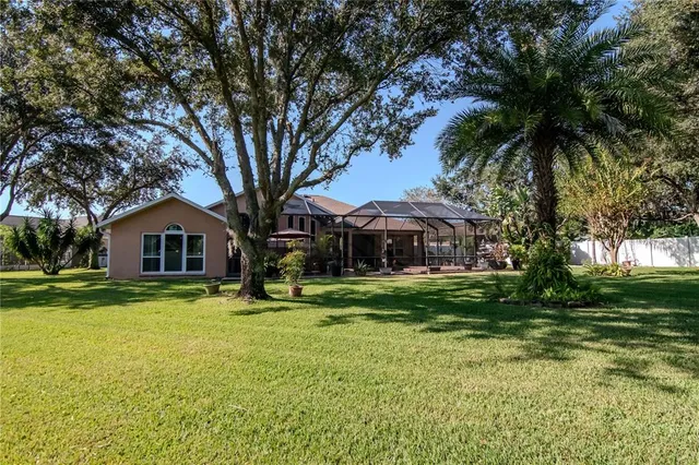 $725,000 | 5132 Whispering Leaf Trail, Valrico, FL 33596