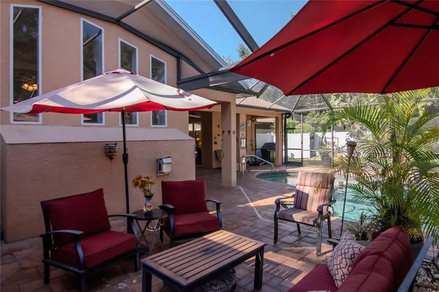$725,000 | 5132 Whispering Leaf Trail, Valrico, FL 33596