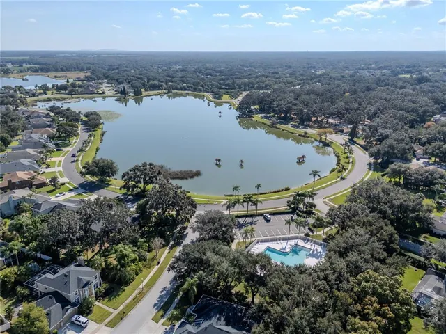 $725,000 | 5132 Whispering Leaf Trail, Valrico, FL 33596