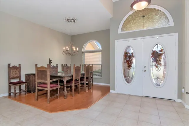 $725,000 | 5132 Whispering Leaf Trail, Valrico, FL 33596