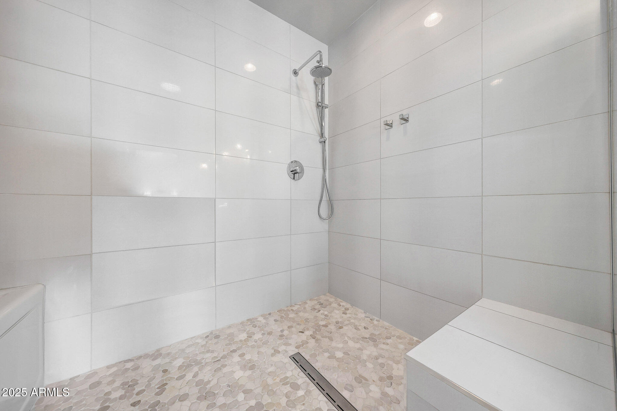 4435 North 35th Street Phoenix, AZ 85018 - Photo 22 of 35 a bathroom with a shower