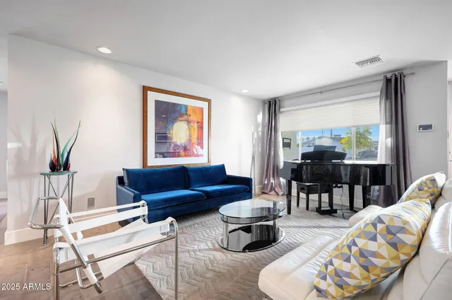 $999,999 | 4435 North 35th Street, Phoenix, AZ 85018