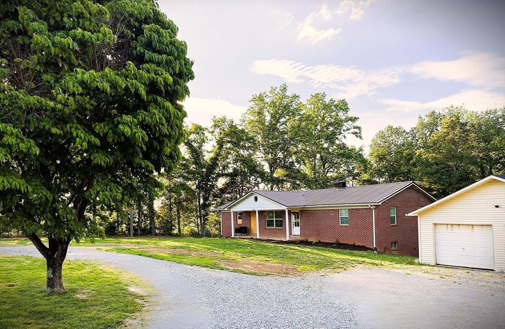 1348 Union Hill Road Red Boiling Springs, TN 37150 - Photo 51 of 52