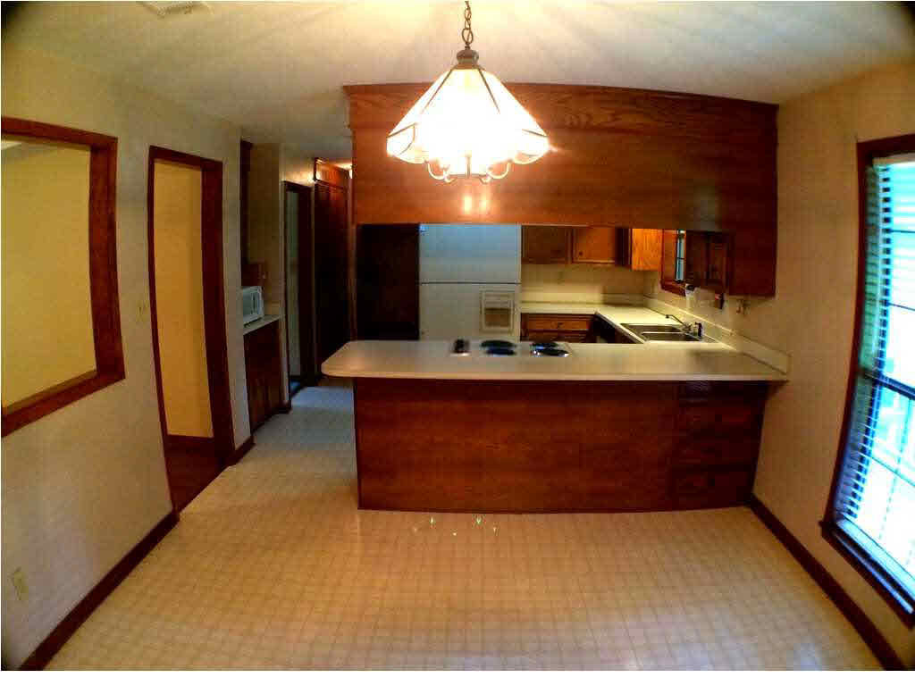 2885 Davis Road Byram, MS 39272 - Photo 5 of 30 Eat-in dining area