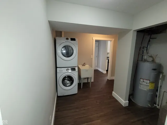 $1,250 | 144 East Center Drive, Mooresville, IN 46158