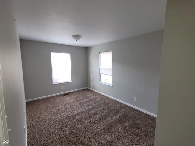 $1,250 | 144 East Center Drive, Mooresville, IN 46158