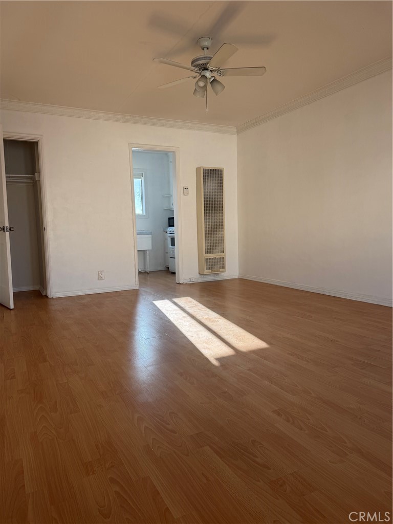209 South Reeves Drive Beverly Hills, CA 90212 - Photo 3 of 10