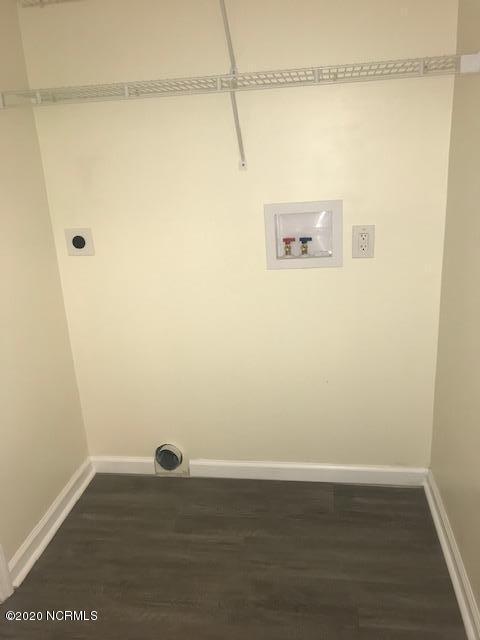 94 Cedar Tree Lane Southwest Calabash, NC 28467 - Photo 23 of 41 Washer and dryer area off entry way