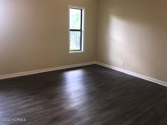 94 Cedar Tree Lane Southwest Calabash, NC 28467 - Photo 27 of 41 Spacious master bedroom