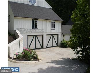 407 Pugh Road Wayne, PA 19087 - Photo 7 of 12 Garage