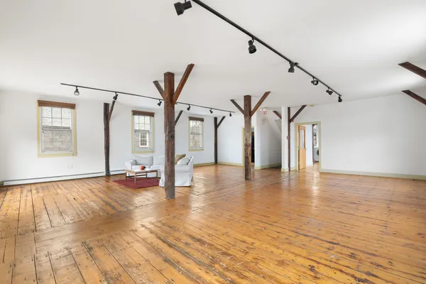 $269,000 | 116 Birge Street, Unit 3, Brattleboro, VT 05301