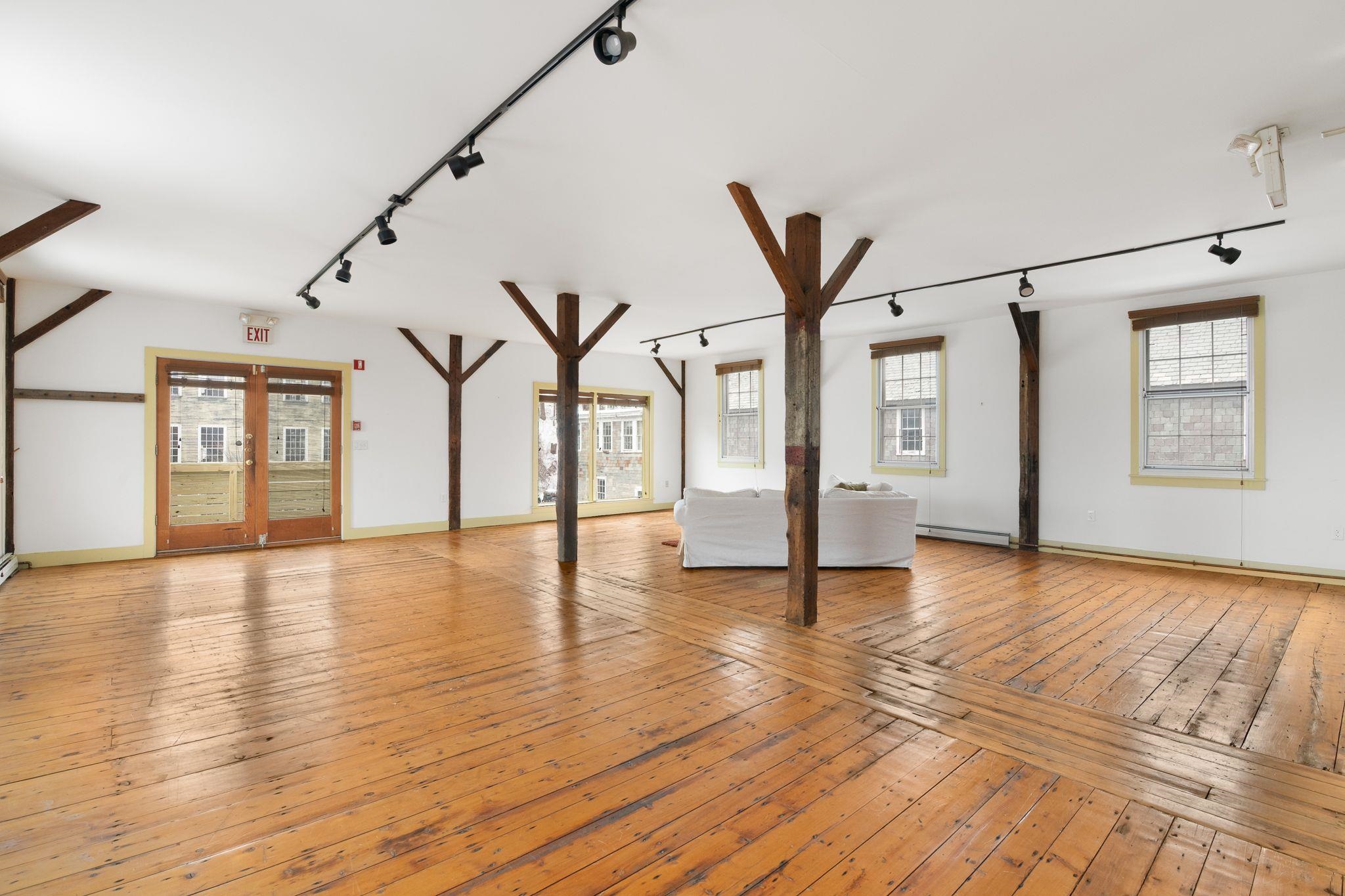 116 Birge Street, Unit 3 Brattleboro, VT 05301 - Photo 4 of 36