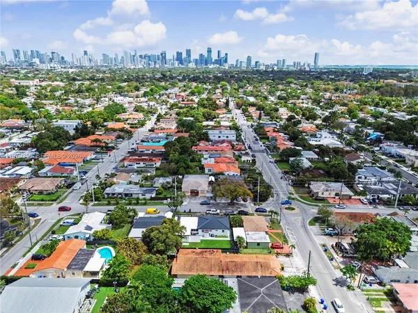 $1,100,000 | 1530 Southwest 24th Avenue, Miami, FL 33145
