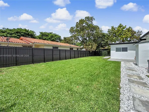 $1,100,000 | 1530 Southwest 24th Avenue, Miami, FL 33145