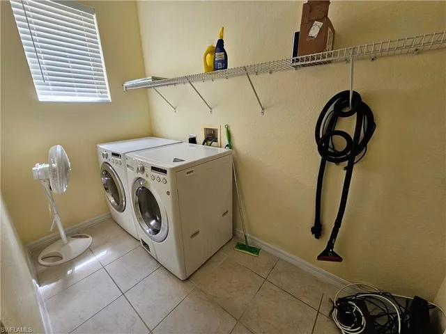 $2,700 | 2084 Par Drive, Naples, FL 34120