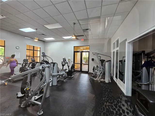 $2,700 | 2084 Par Drive, Naples, FL 34120