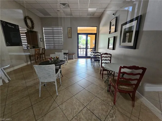 $2,700 | 2084 Par Drive, Naples, FL 34120