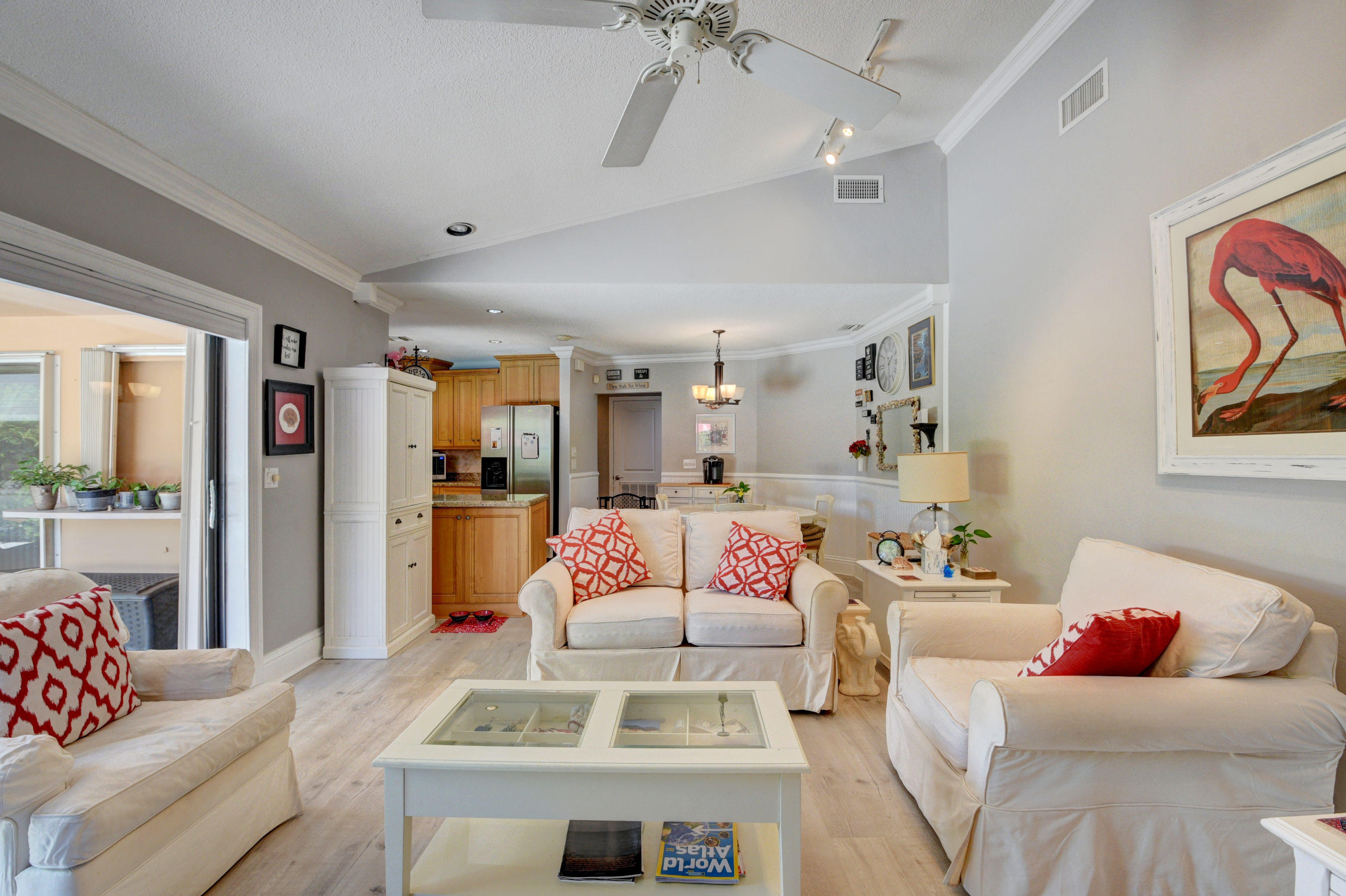 821 Southwest 19th Street Boca Raton, FL 33486 - Photo 17 of 46 Family Room