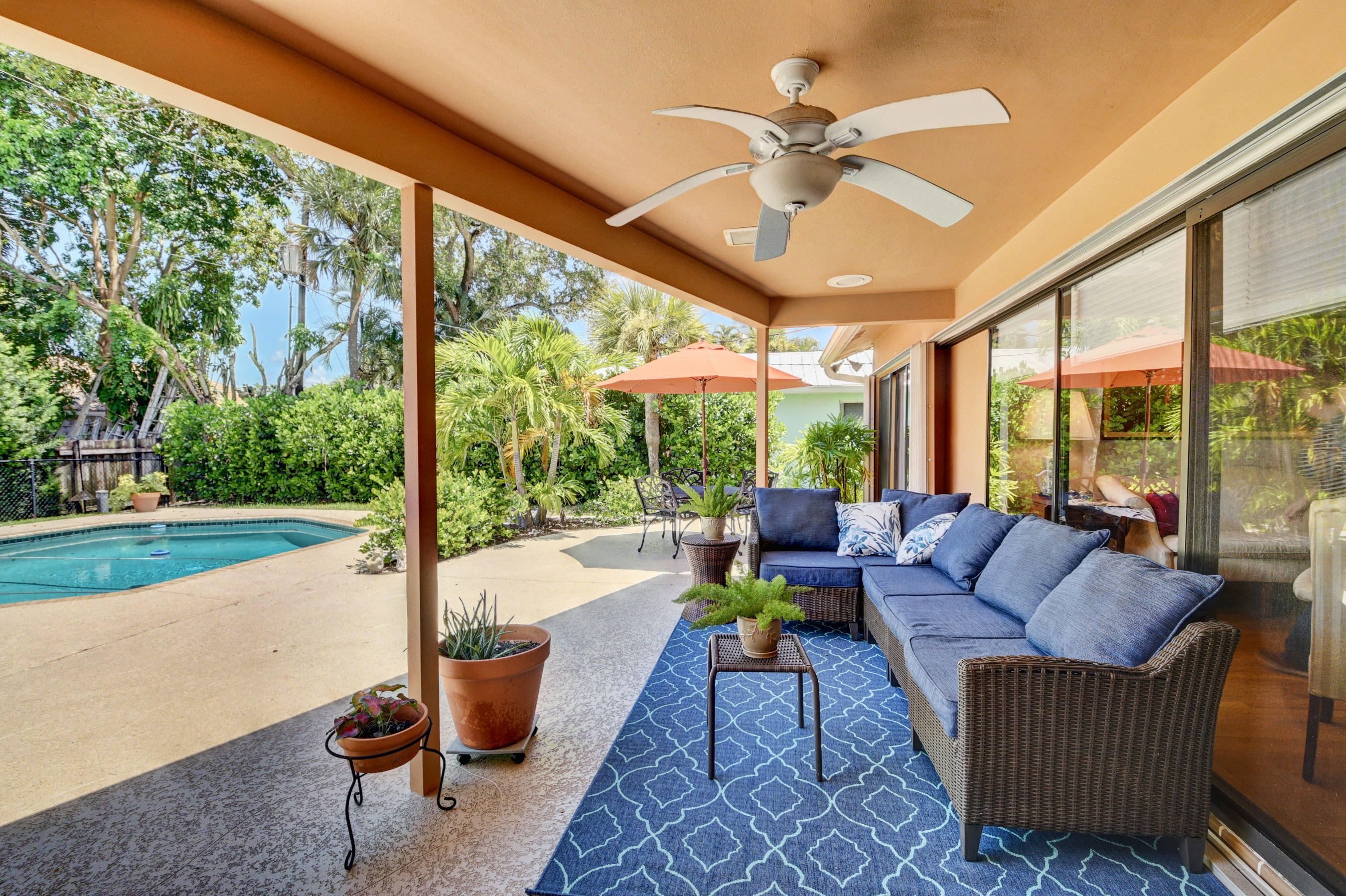 821 Southwest 19th Street Boca Raton, FL 33486 - Photo 33 of 46 Lg covered patio