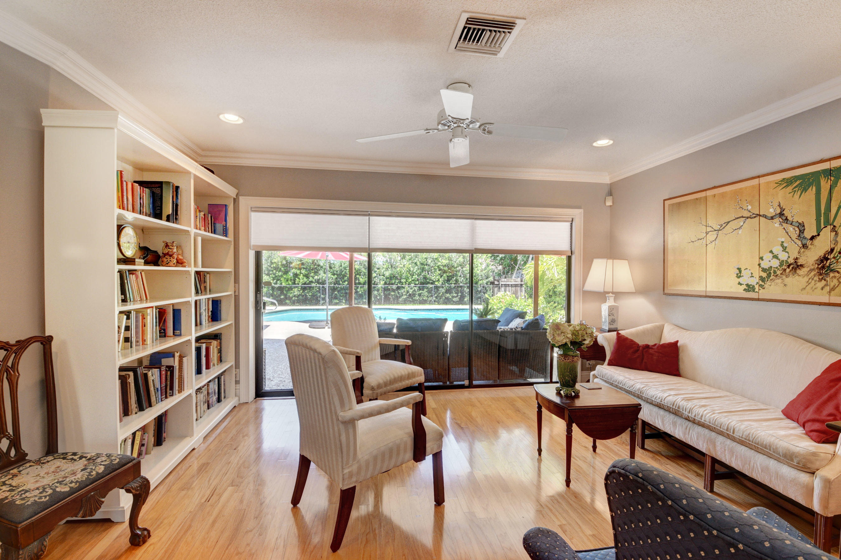 821 Southwest 19th Street Boca Raton, FL 33486 - Photo 5 of 46 Living Room