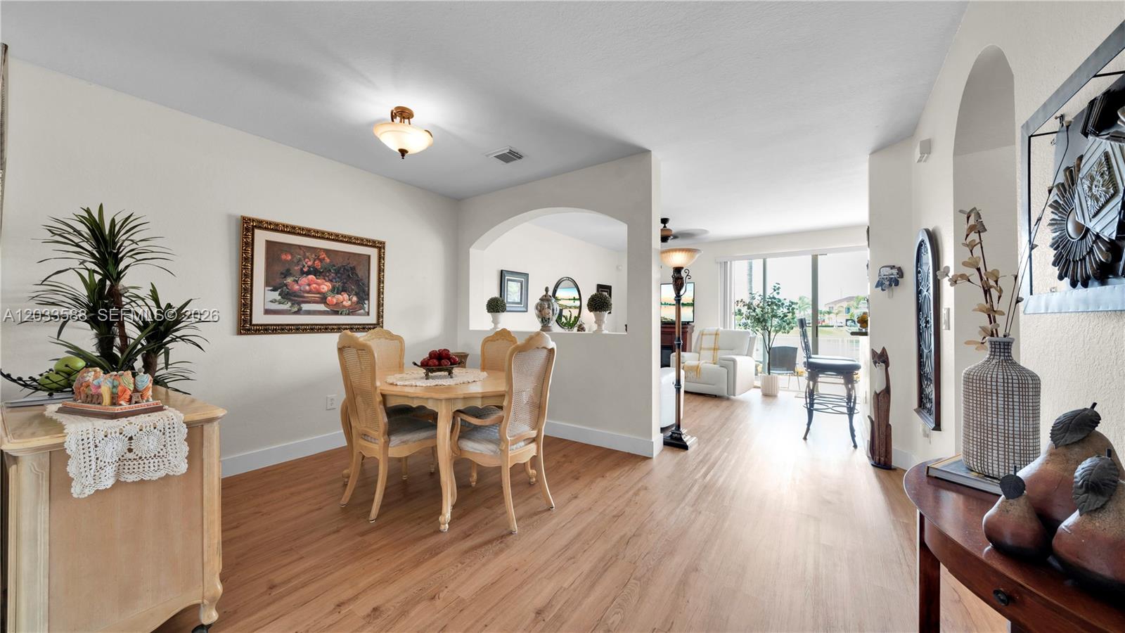 16590 Southwest 70th Street Miami, FL 33193 - Photo 6 of 53