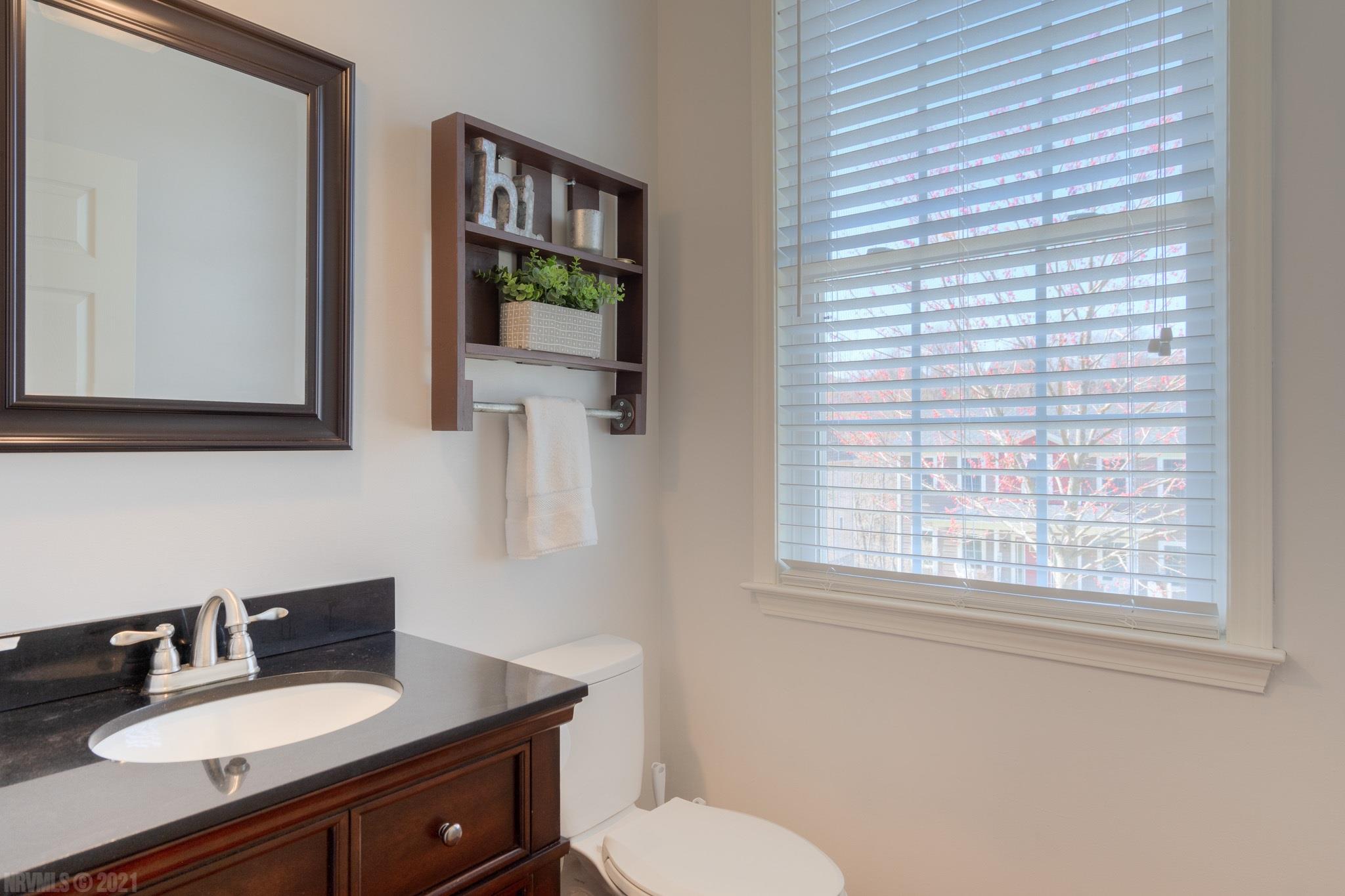 1050 Green Ridge Road Christiansburg, VA 24073 - Photo 11 of 42 Gallery Image 11