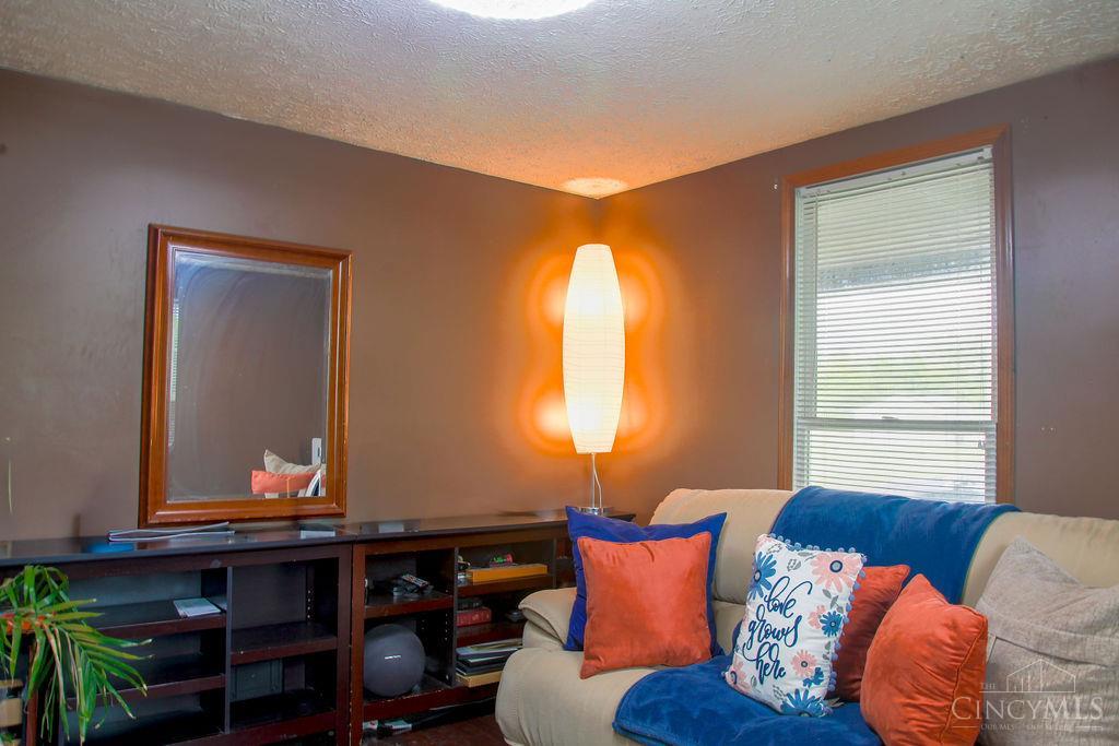 2012 Infirmary Road Dayton, OH 45417 - Photo 19 of 44