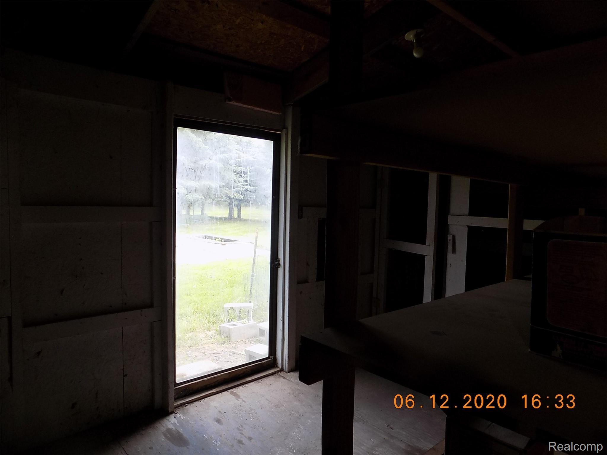 80300 Coon Creek Road Armada, MI 48005 - Photo 34 of 43 DSCN0606.JPG