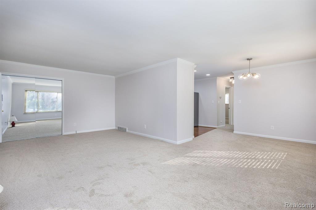 928 North Adams Road, Unit 2 Birmingham, MI 48009 - Photo 22 of 23