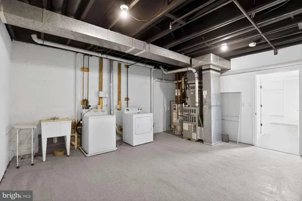 a view of a storage & utility room