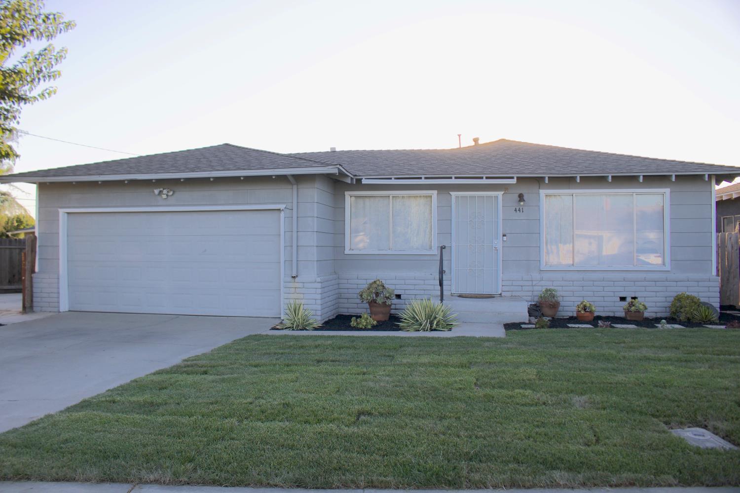 441 Bothun Road Turlock, CA 95380 - Photo 2 of 29 Gallery Image 2