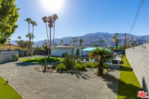 $1,149,000 | 980 North Buttonwillow Circle, Palm Springs, CA 92262