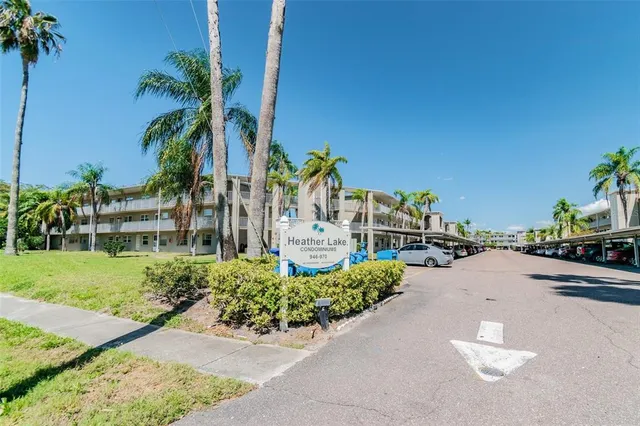 $3,500 | 938 Virginia Street, Unit 208, Dunedin, FL 34698