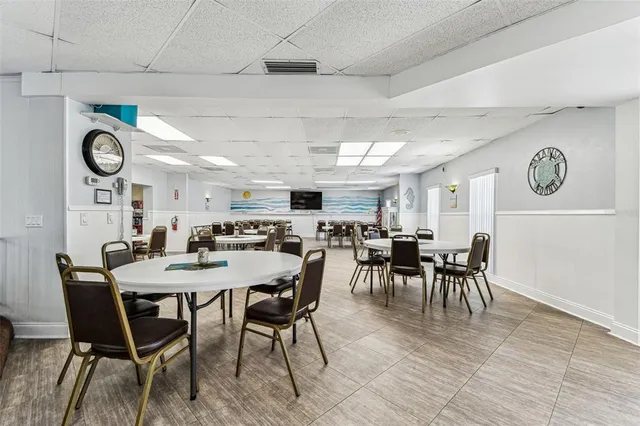 $3,500 | 938 Virginia Street, Unit 208, Dunedin, FL 34698