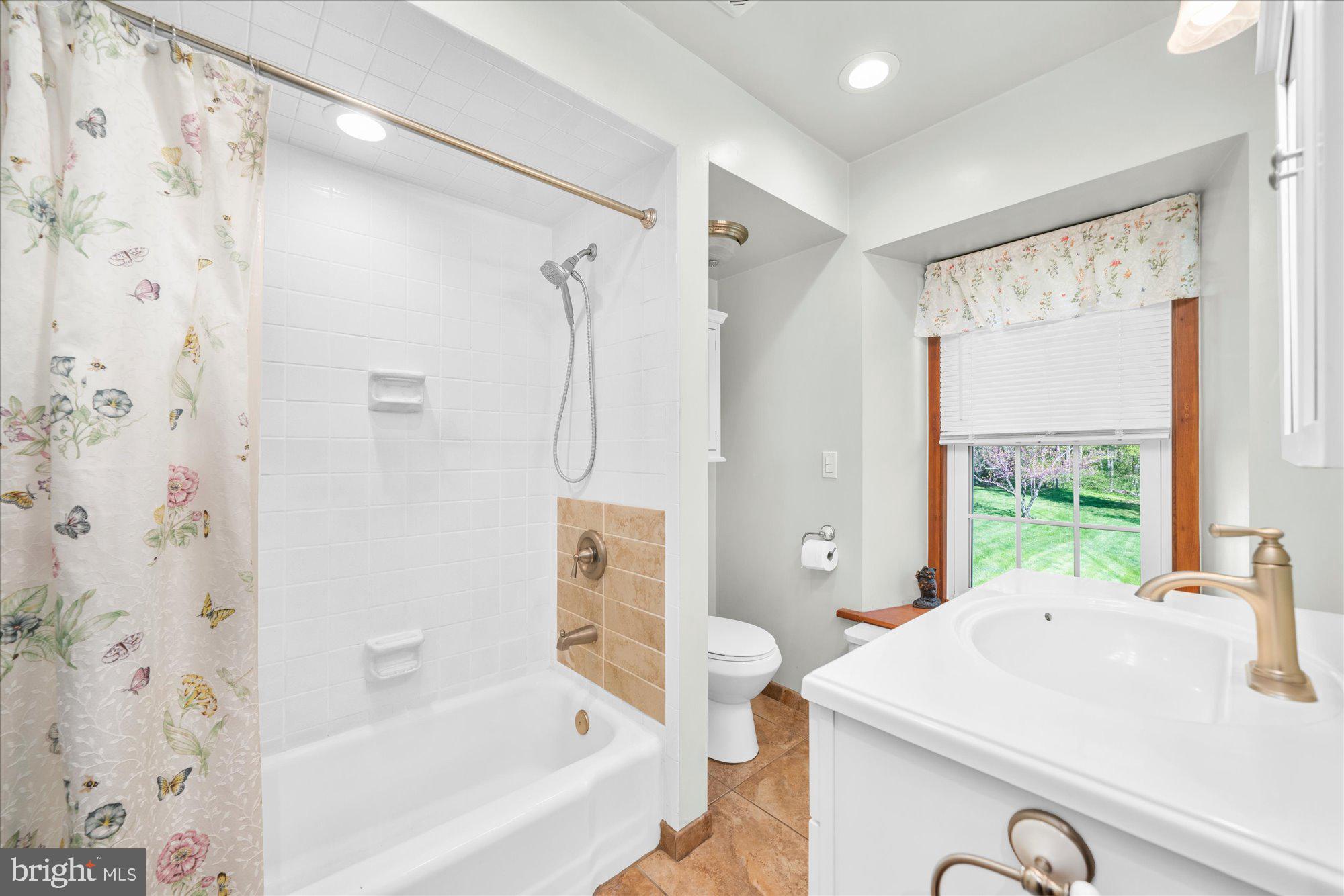 144 Snyder Road Pottstown, PA 19464 - Photo 34 of 72 Gallery Image 34