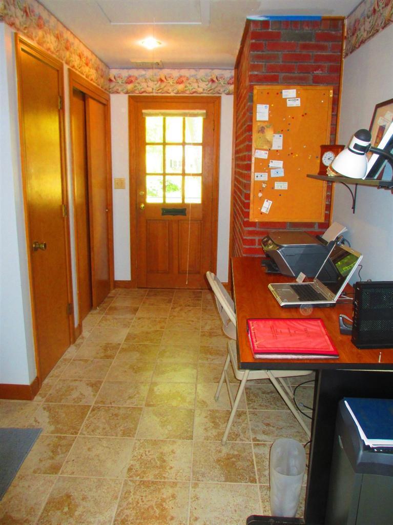 52 Thread Needle Lane Centerville, MA 02632 - Photo 20 of 32 a bedroom with window