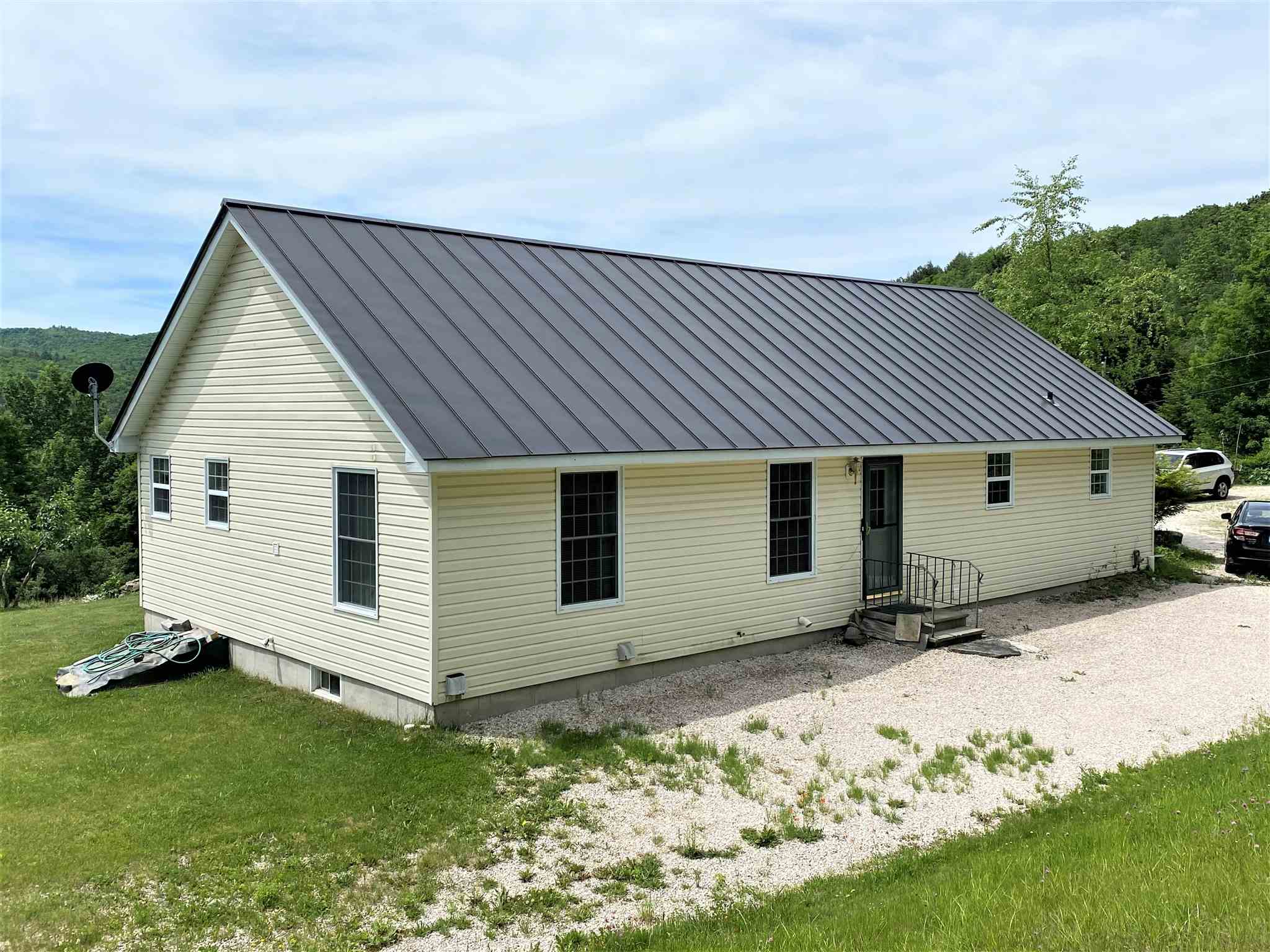 638 North Bridgewater Road Bridgewater, VT 05034 - Photo 6 of 28