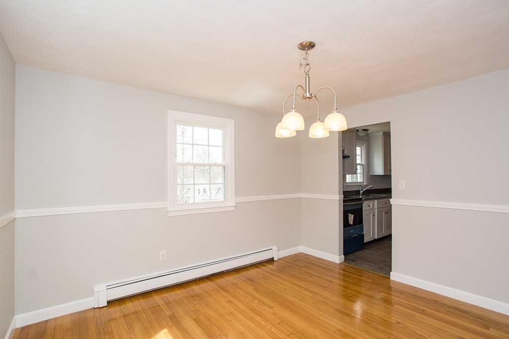 138 Longhill Road Franklin, MA 02038 - Photo 9 of 25 Gallery Image 9
