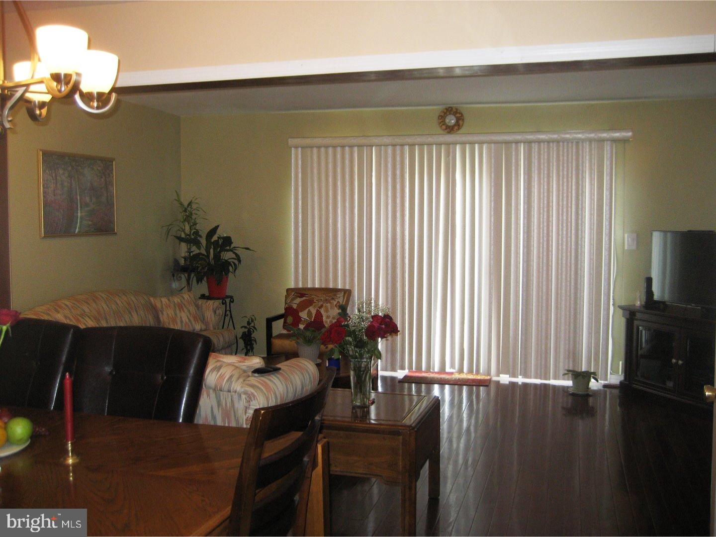 398 Bolton Road Hightstown, NJ 08520 - Photo 9 of 25 Dining Room