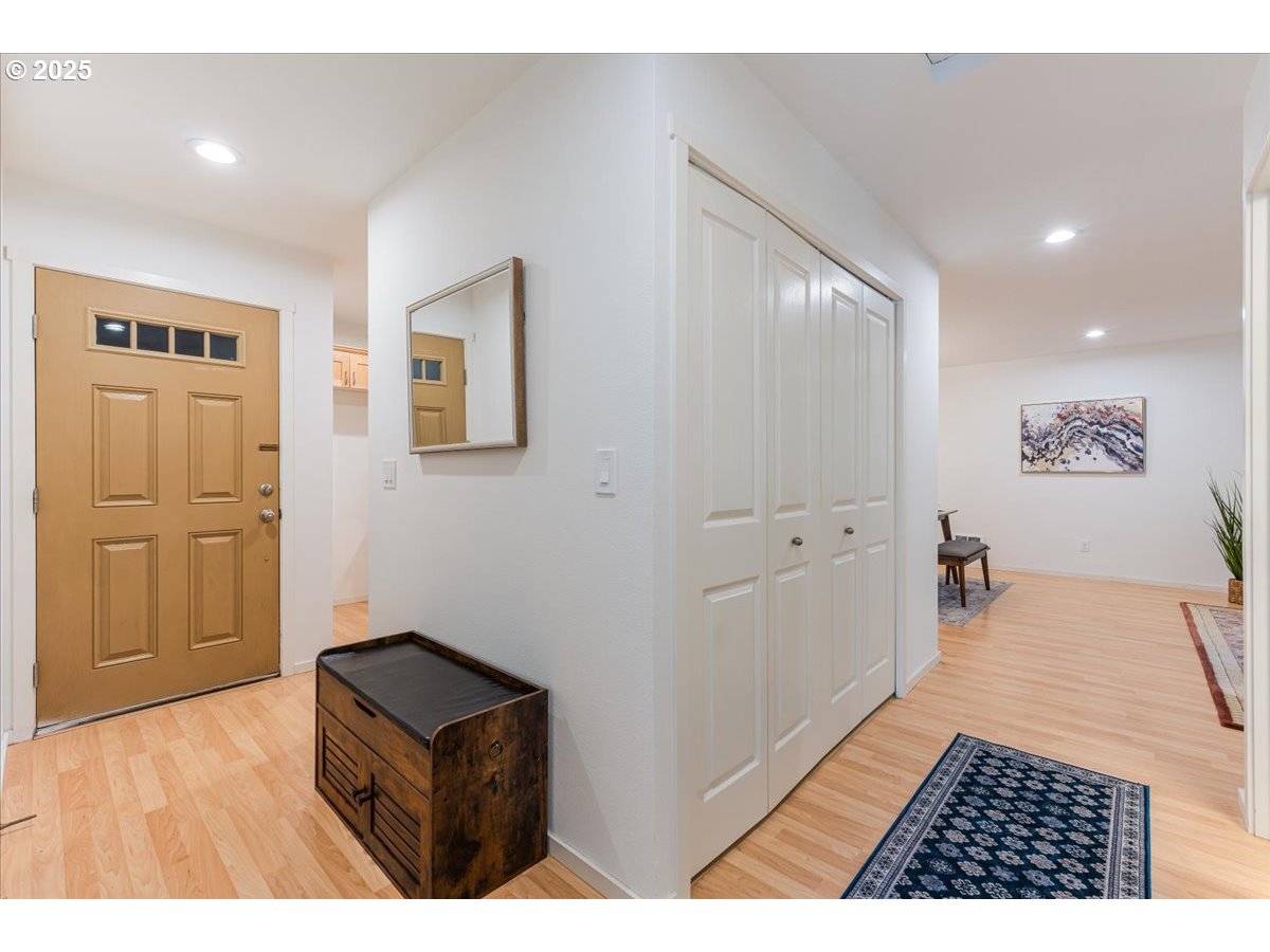 9774 Southwest Tualatin Road Tualatin, OR 97062 - Photo 20 of 22