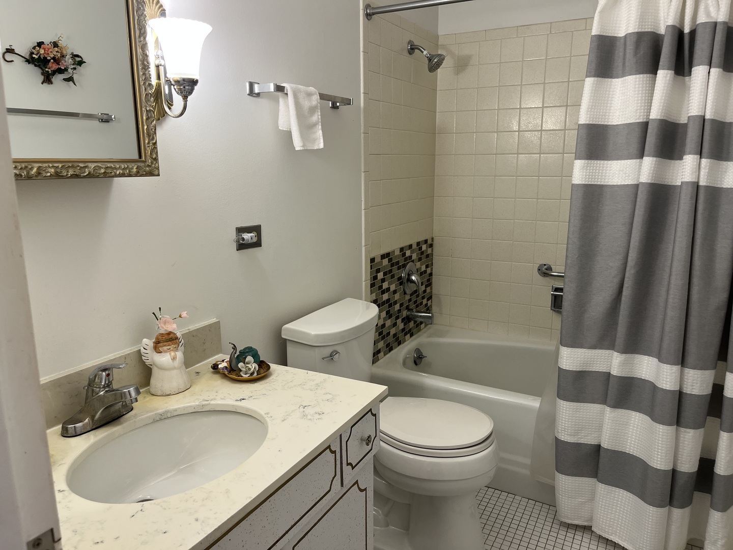 141 North La Grange Road, Unit 802 La Grange, IL 60525 - Photo 24 of 25